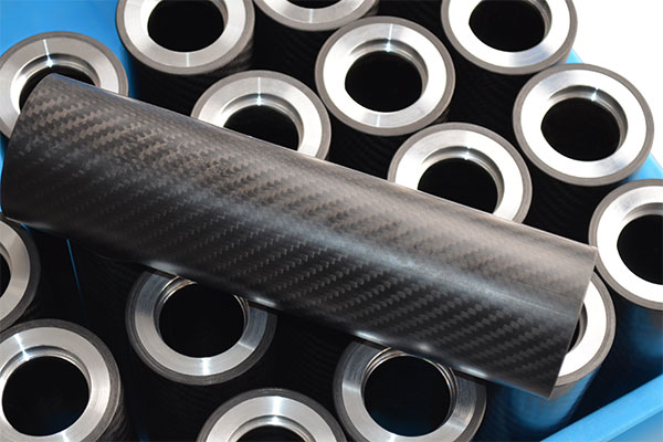 高耐磨碳纖維輥：重塑工業(yè)生產(chǎn)線的核心力量