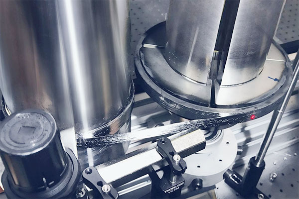 Fraunhofer EMI開發(fā)了局部熱解方法，以收回連續(xù)的碳纖維