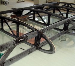 用在無(wú)人機(jī)機(jī)翼上的碳纖維管