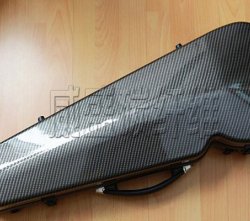 堅(jiān)固耐用的碳纖維琴盒